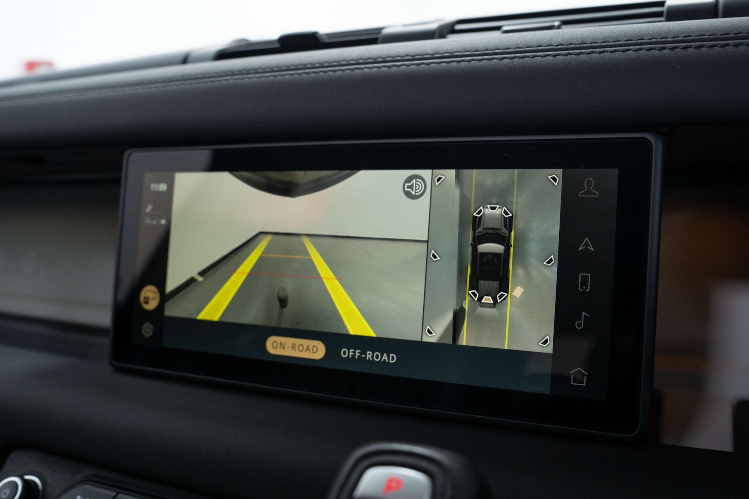 Used Land Rover Defender 2024 for sale - 77617135: Photo 30