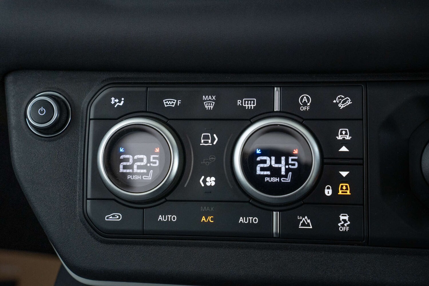 Used Land Rover Defender 2024 for sale - 77617135: Photo 36