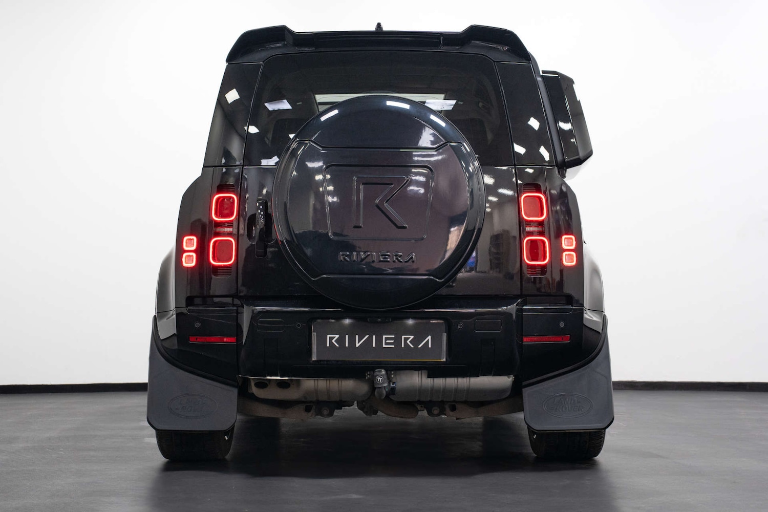 Used Land Rover Defender 2024 for sale - 77617135: Photo 7