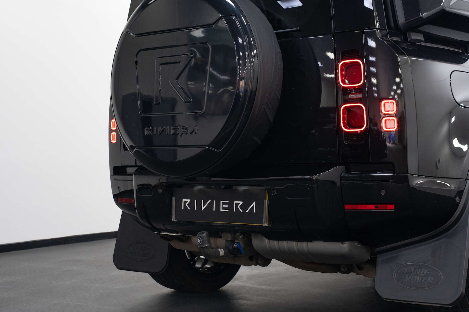 Used Land Rover Defender 2024 for sale - 77617135: Photo 9