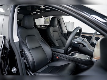 Used Tesla Model Y 2024 for sale - 76482570: Photo