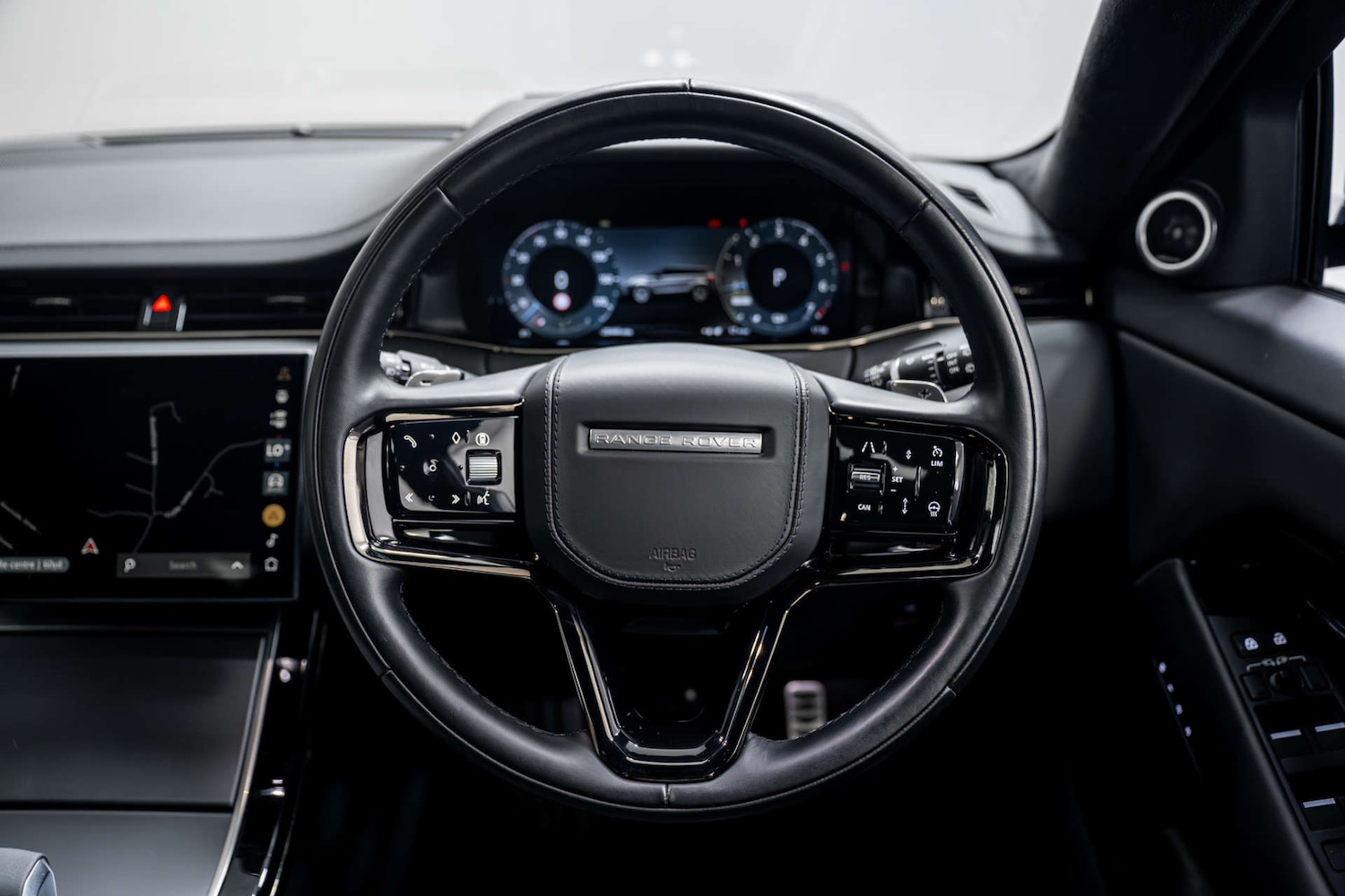 Used Land Rover Range Rover Evoque 2024 for sale - 77406668: Photo 33