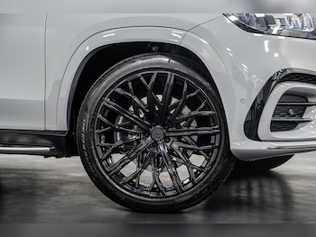 Used Mercedes-Benz GLS 2023 for sale - 75566545: Photo