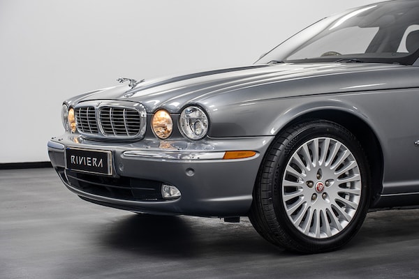 Used Jaguar XJ 2006 for sale - 76236284: Photo 12