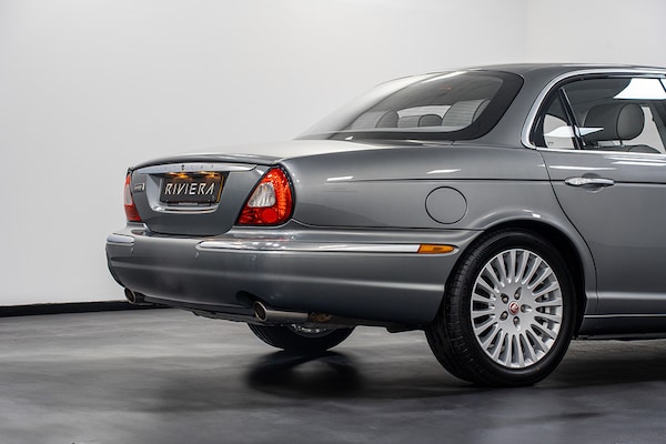 Used Jaguar XJ 2006 for sale - 76236284: Photo 17