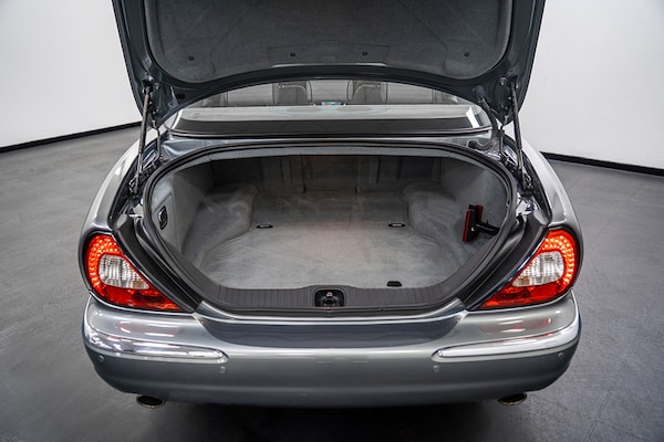 Used Jaguar XJ 2006 for sale - 76236284: Photo 18
