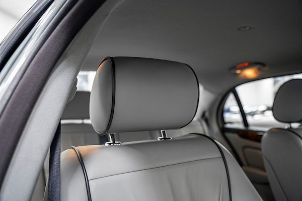 Used Jaguar XJ 2006 for sale - 76236284: Photo 29