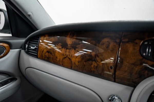 Used Jaguar XJ 2006 for sale - 76236284: Photo 36