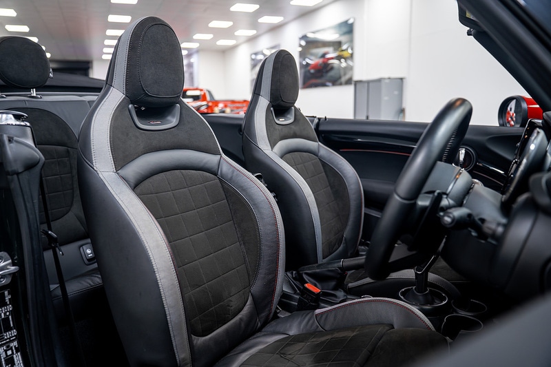 Used MINI Convertible 2023 for sale - 76320231: Photo 3