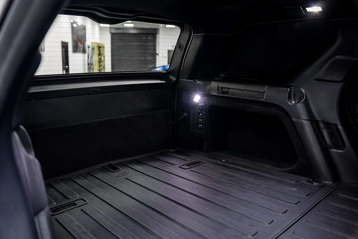 Used Land Rover Discovery 2022 for sale - 77406640: Photo 21