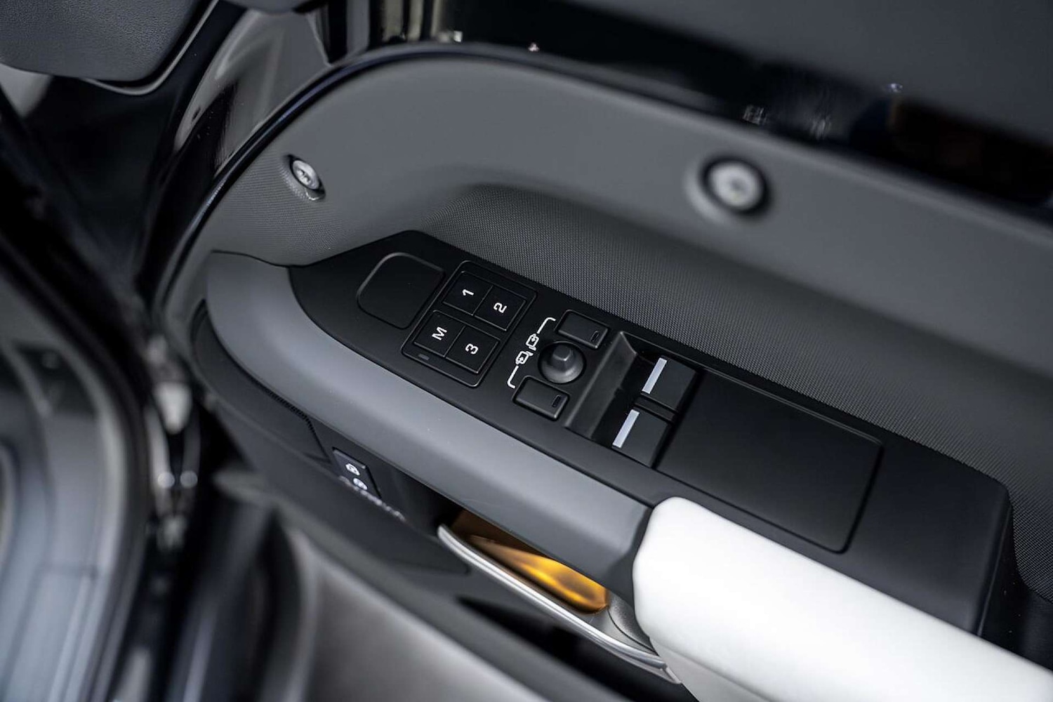 Used Land Rover Defender 2025 for sale - 77406624: Photo 23