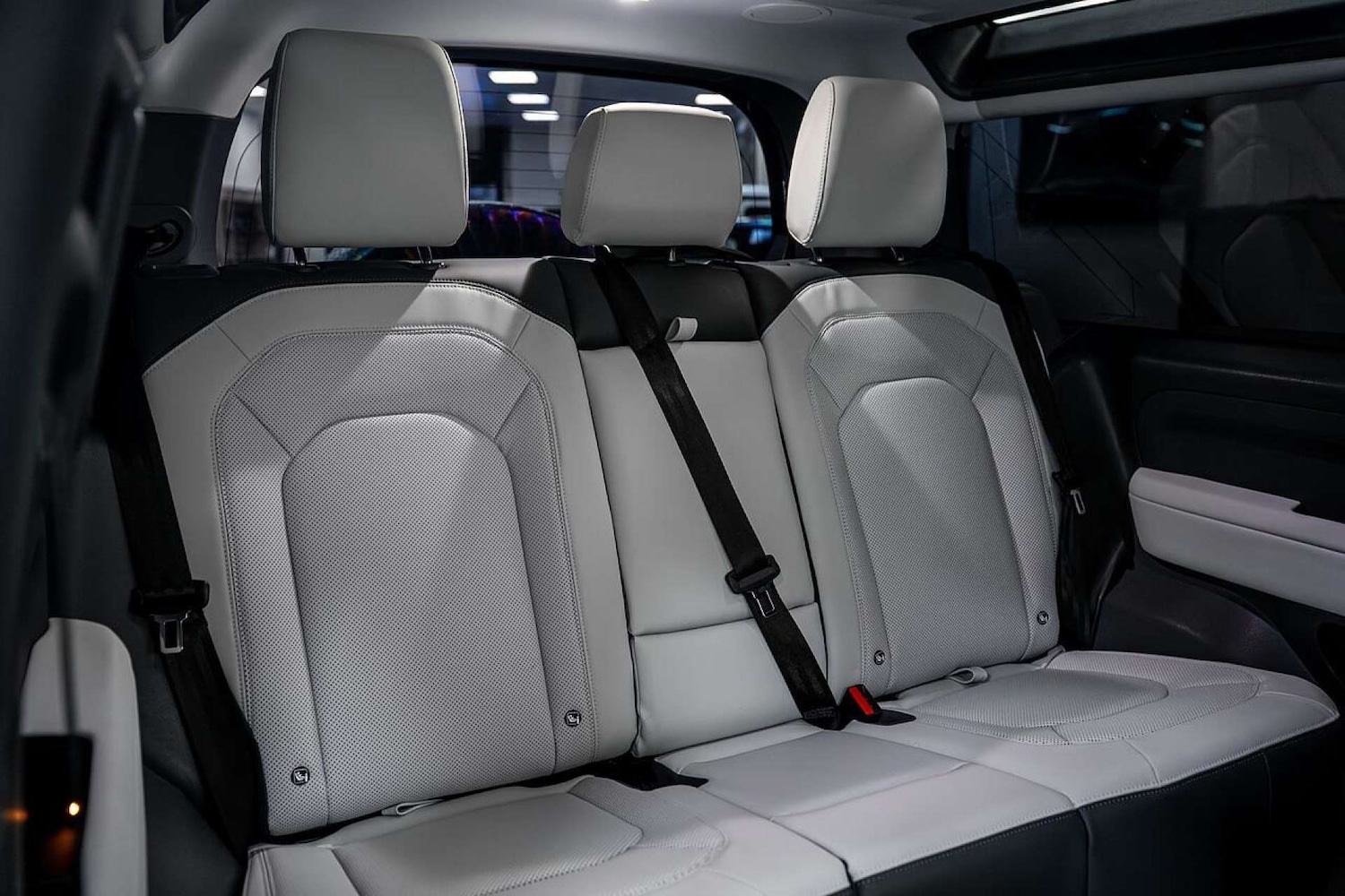 Used Land Rover Defender 2025 for sale - 77406624: Photo 25