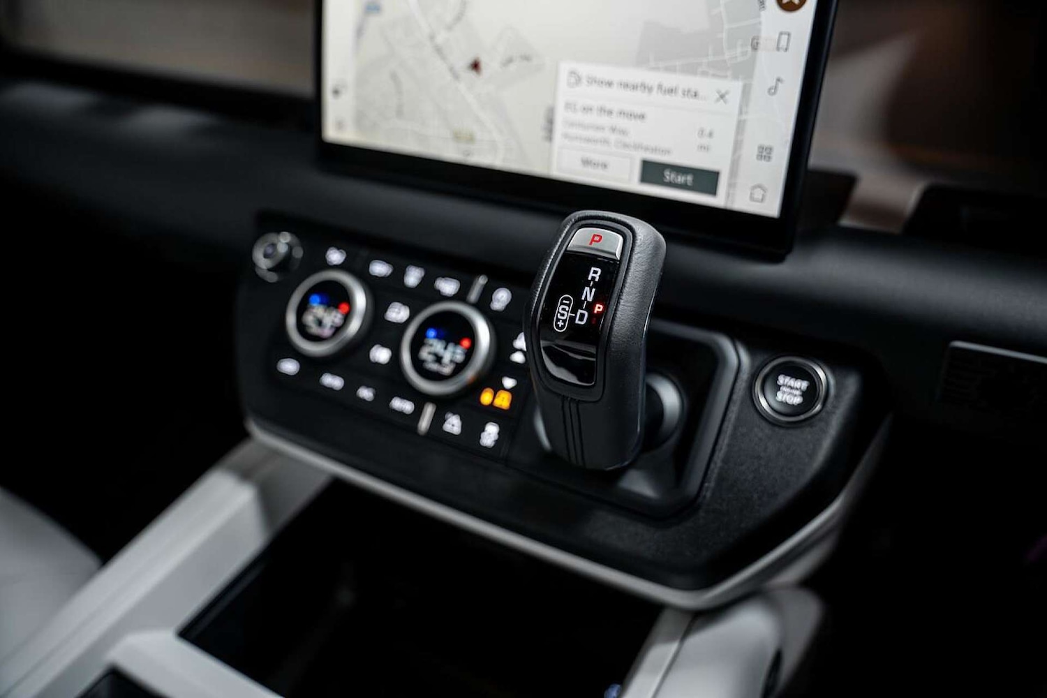 Used Land Rover Defender 2025 for sale - 77406624: Photo 32