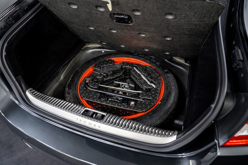 Used Jaguar XK 2013 for sale - 76768898: Photo 19