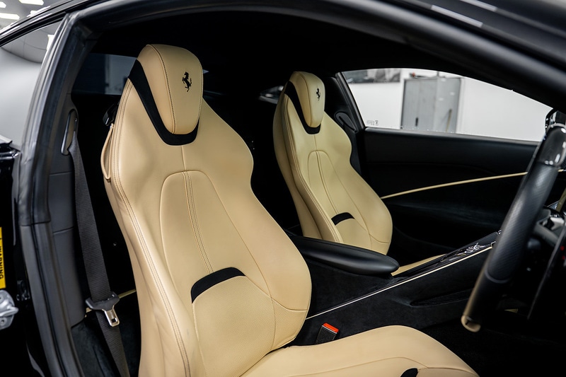 Used Ferrari Roma 2021 for sale - 76542878: Photo 2