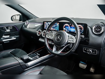 Used Mercedes-Benz GLA 2021 for sale - 75643085: Photo