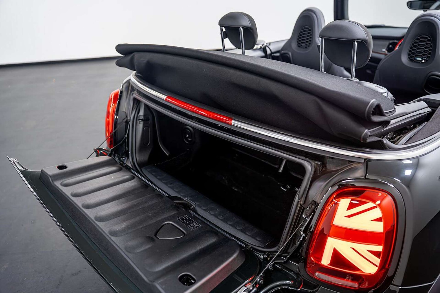 Used MINI Convertible 2023 for sale - 77406653: Photo 20