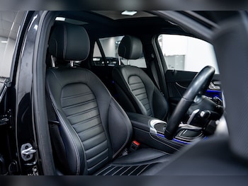 Used Mercedes-Benz GLC 2022 for sale - 76280529: Photo