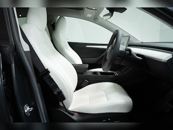 Used Tesla Model Y 2023 for sale - 79251333: Photo