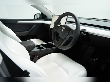 Used Tesla Model Y 2023 for sale - 79251333: Photo