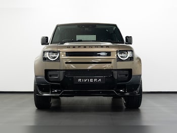 Used Land Rover Defender 90 2024 for sale - 78952044: Photo