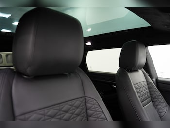 Used Land Rover Range Rover Evoque 2023 for sale - 79435011: Photo
