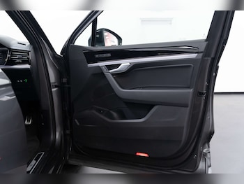 Used Volkswagen Touareg 2023 for sale - 78000721: Photo