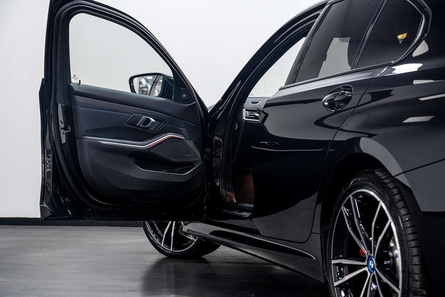 Used BMW 3 Series 2024 for sale - 77406654: Photo 6