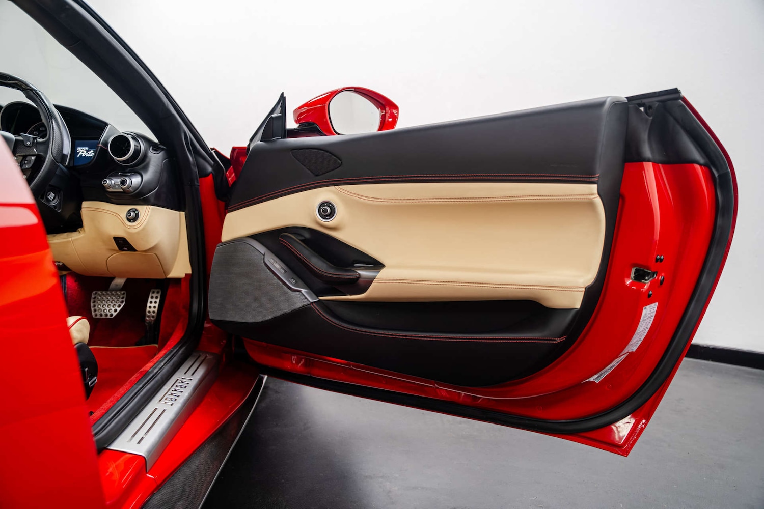 Used Ferrari Portofino 2020 for sale - 77933960: Photo 18