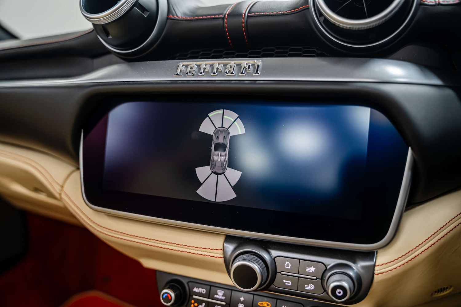 Used Ferrari Portofino 2020 for sale - 77933960: Photo 31