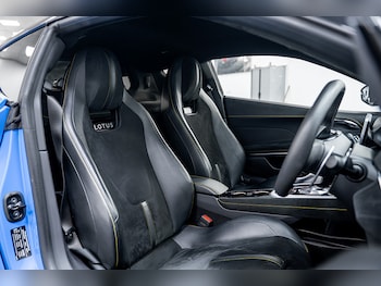 Used Lotus Emira 2023 for sale - 76417979: Photo