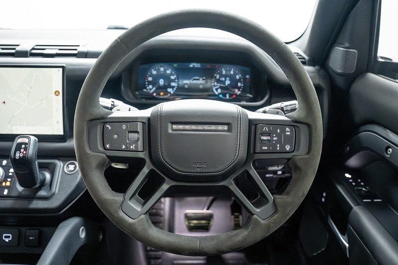 Used Land Rover Defender 2021 for sale - 76334064: Photo 35