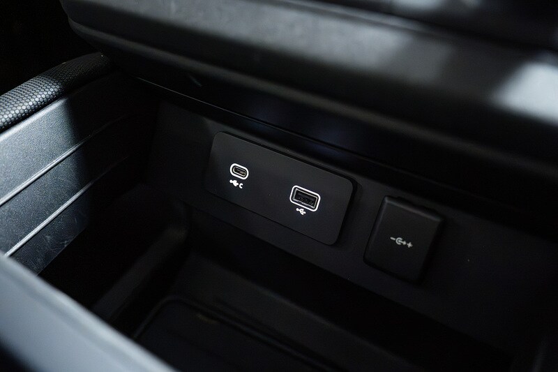 Used Land Rover Defender 2021 for sale - 76334064: Photo 40