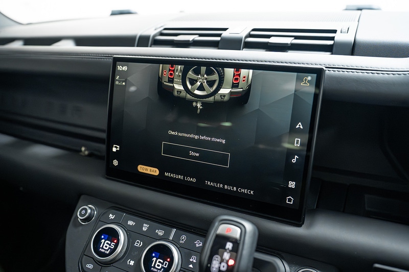 Used Land Rover Defender 2021 for sale - 76334064: Photo 43