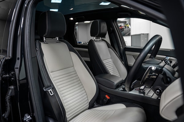 Used Land Rover Discovery Sport 2024 for sale - 76170189: Photo 3