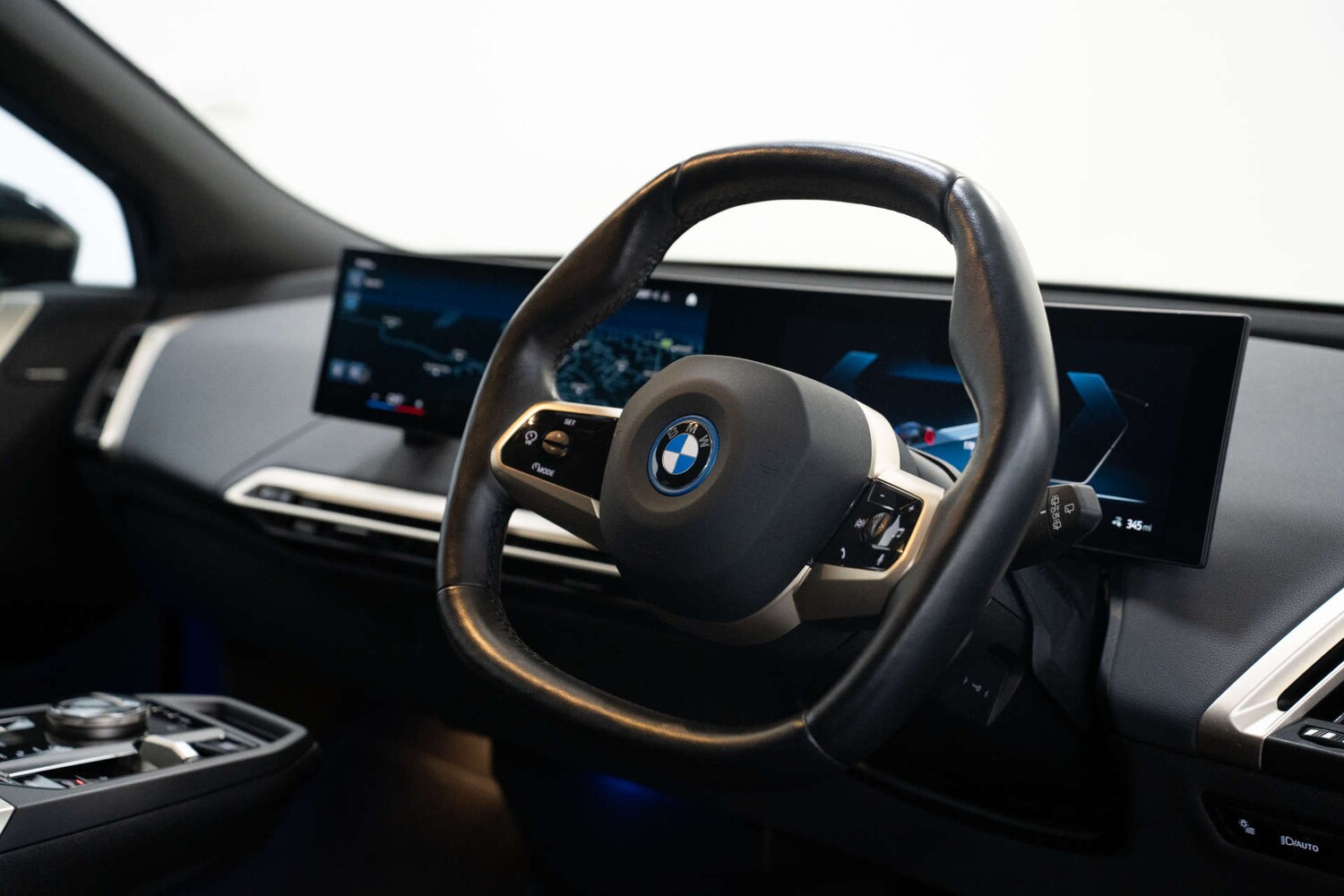 Used BMW iX 2022 for sale - 77476430: Photo 28