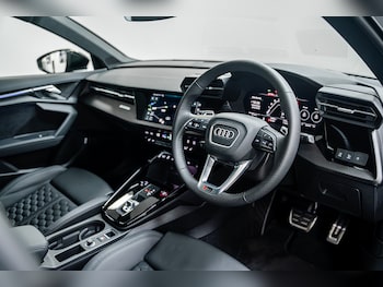 Used Audi RS3 2023 for sale - 76077224: Photo 2