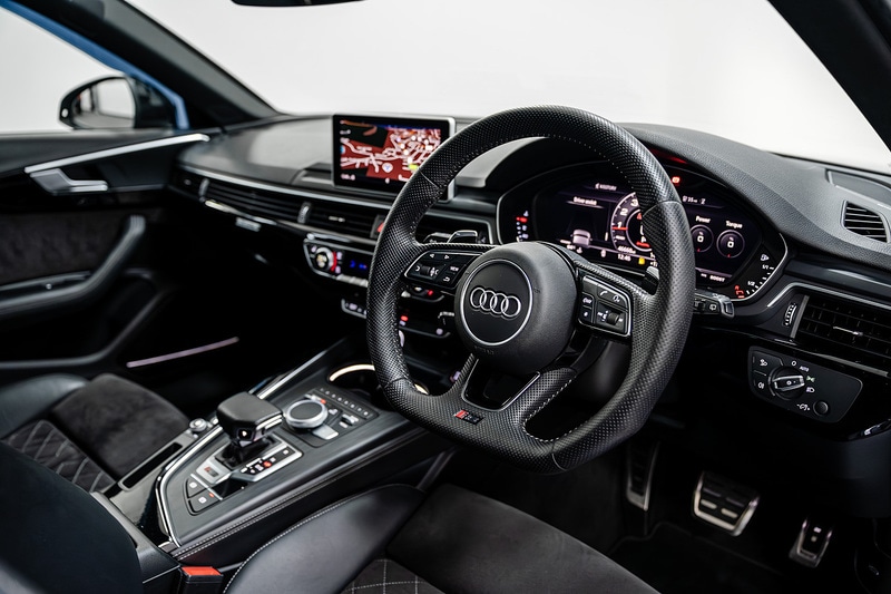 Used Audi RS4 Avant 2019 for sale - 75983097: Photo 2
