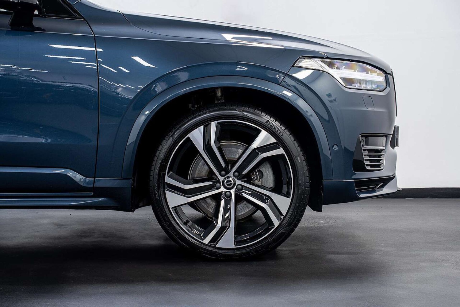 Used Volvo XC90 2023 for sale - 77406616: Photo 15