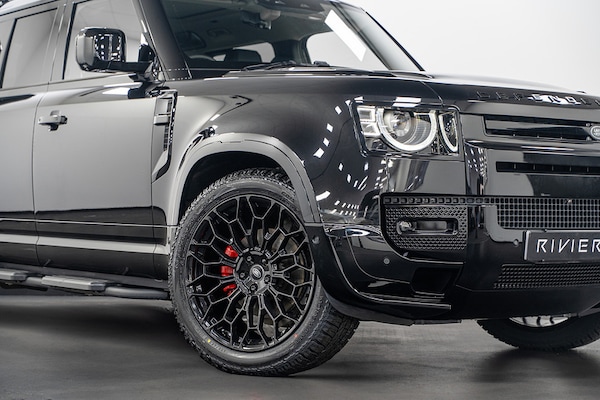 Used Land Rover Defender 110 2024 for sale - 74613218: Photo 4