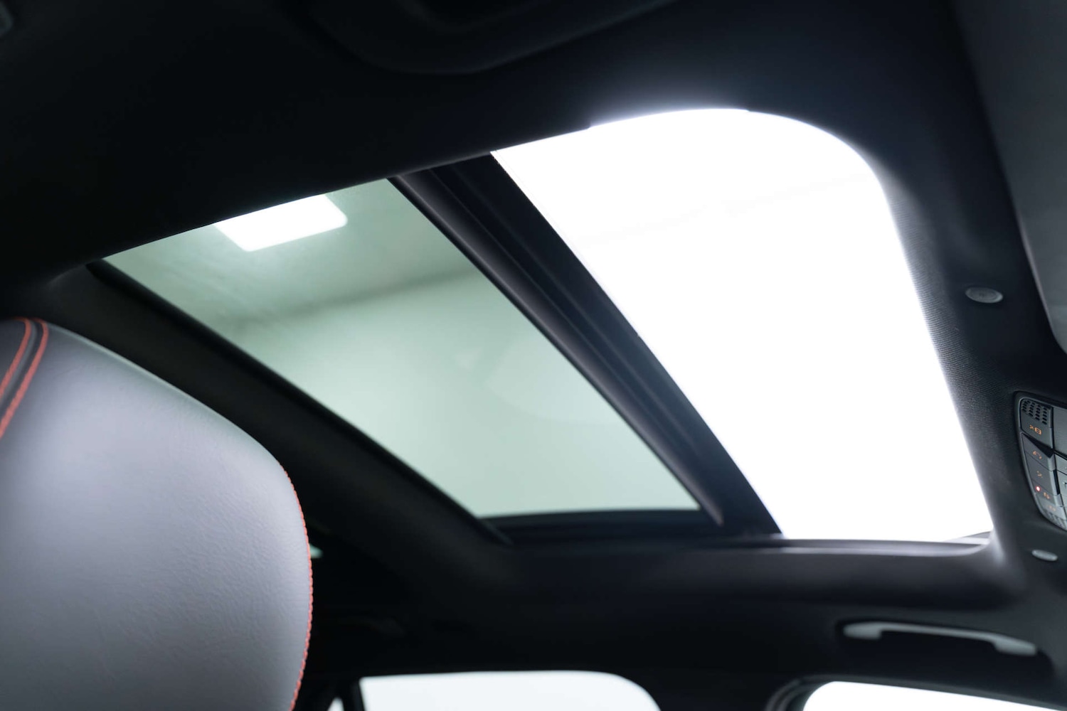 Used Mercedes-Benz GLC 2020 for sale - 77470098: Photo 23