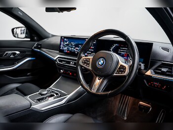 Used BMW 3 Series 2023 for sale - 76436133: Photo