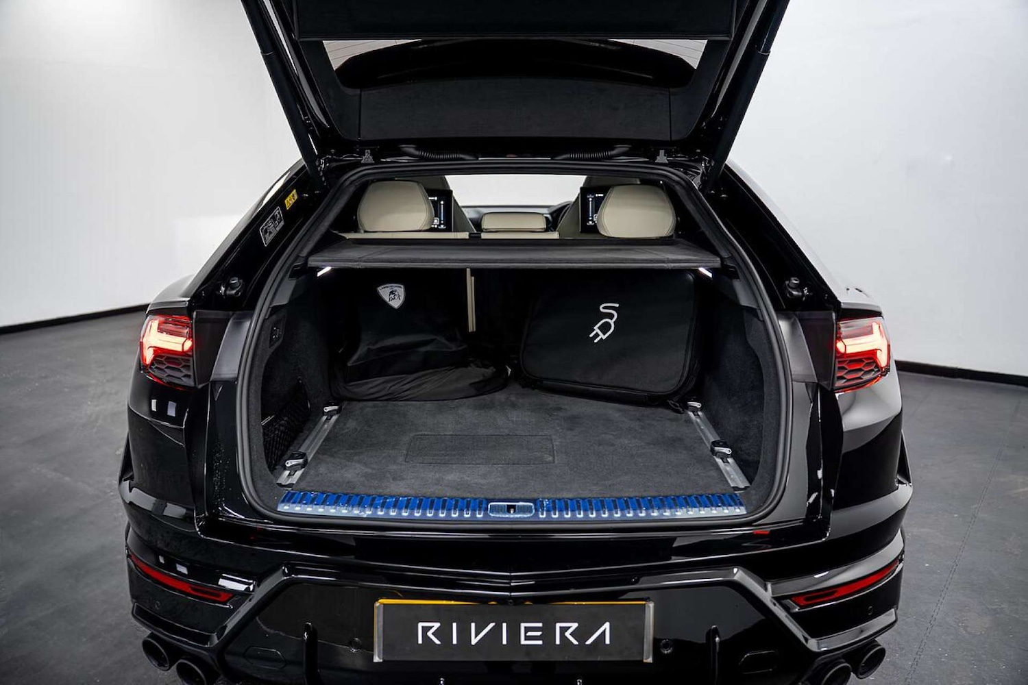 Used Lamborghini Urus 2025 for sale - 77406615: Photo 17