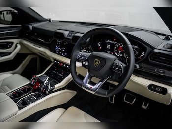 Used Lamborghini Urus 2025 for sale - 77406615: Photo