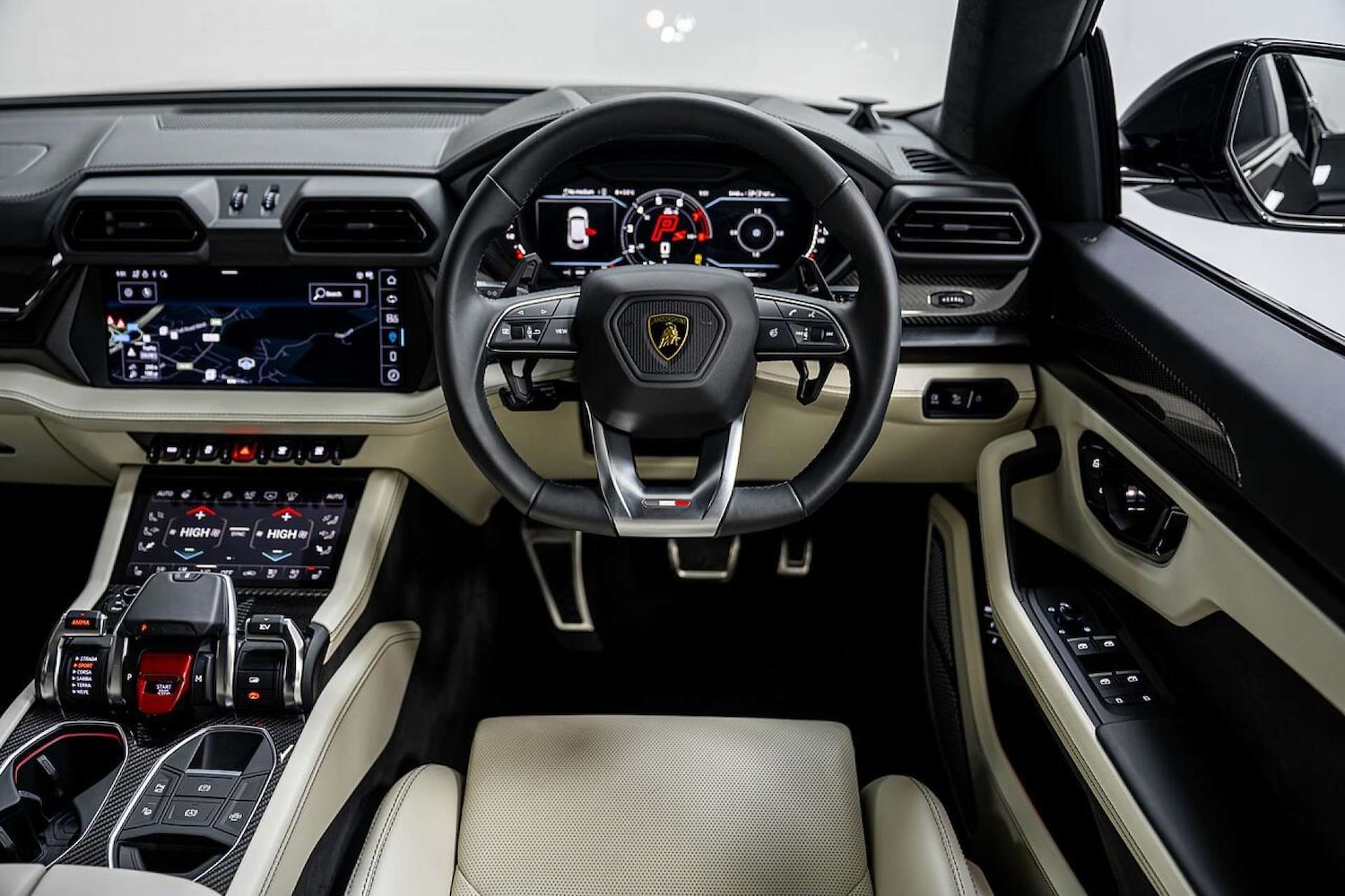 Used Lamborghini Urus 2025 for sale - 77406615: Photo 34