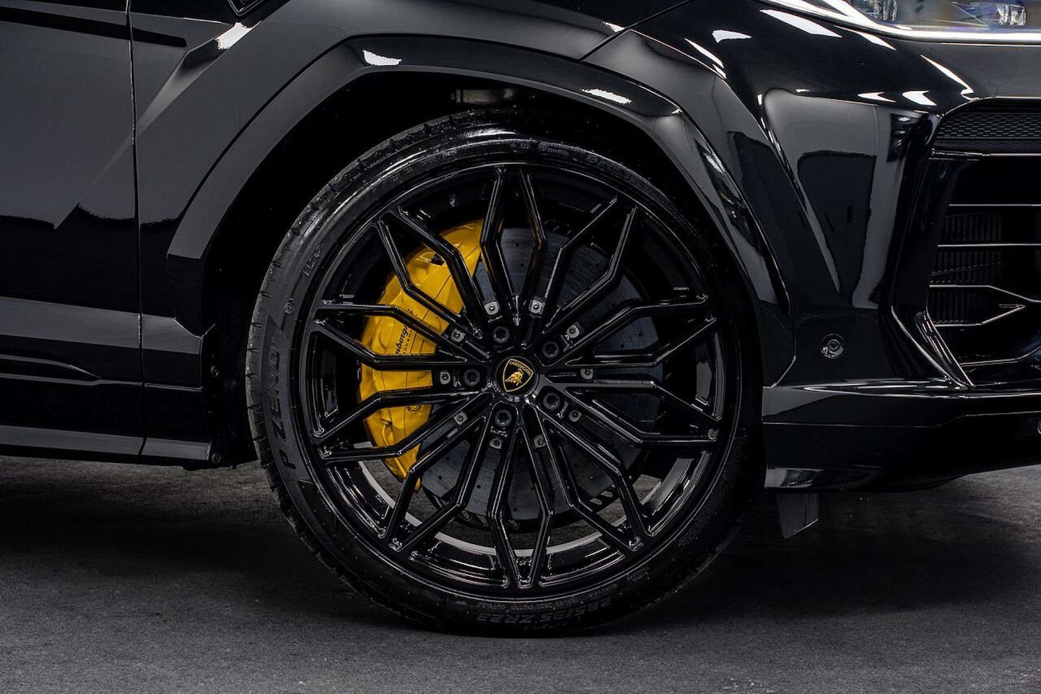 Used Lamborghini Urus 2025 for sale - 77406615: Photo 4