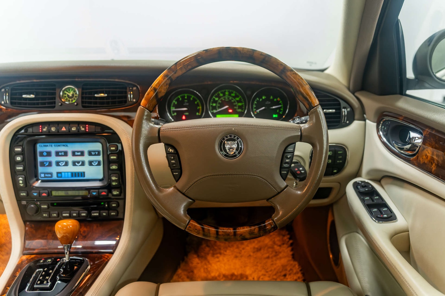 Used Jaguar XJ 2007 for sale - 77604054: Photo 14