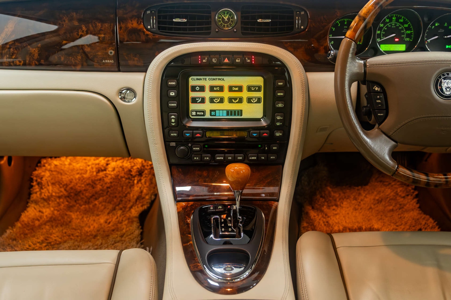 Used Jaguar XJ 2007 for sale - 77604054: Photo 16