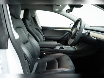 Used Tesla Model Y 2022 for sale - 79301298: Photo