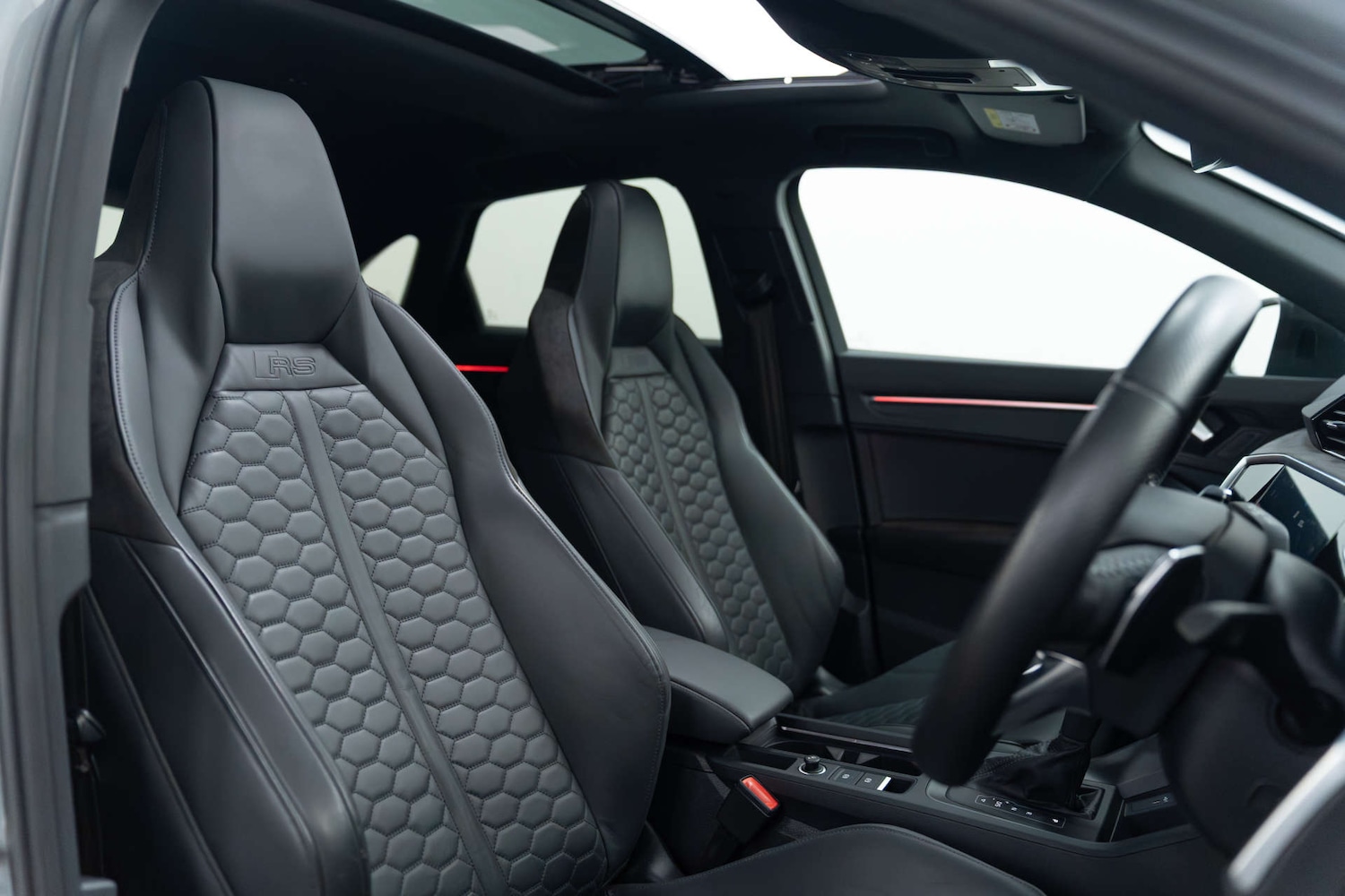 Used Audi RS Q3 2022 for sale - 77490204: Photo 15